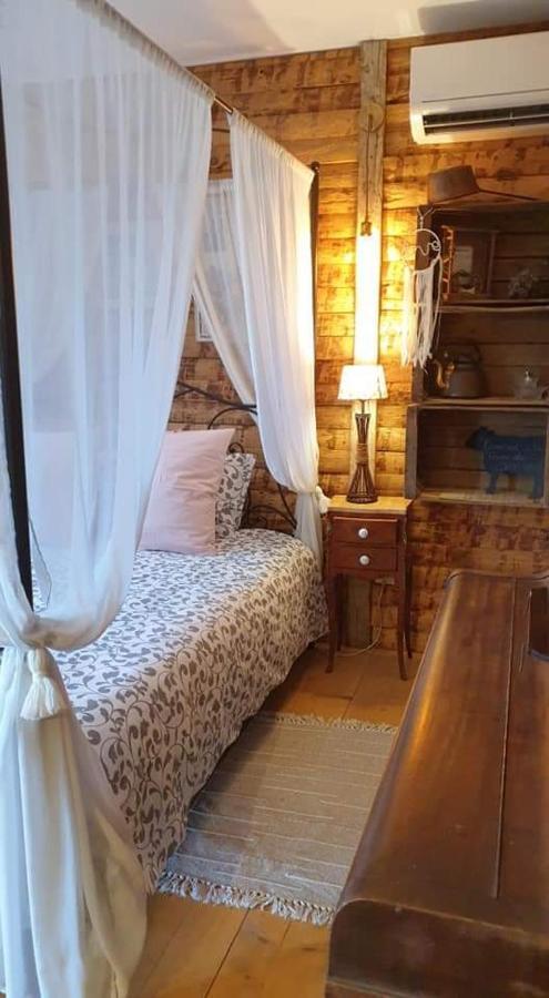 Chambre D'Hotes Le Petit Ranch Los Masos Eksteriør bilde